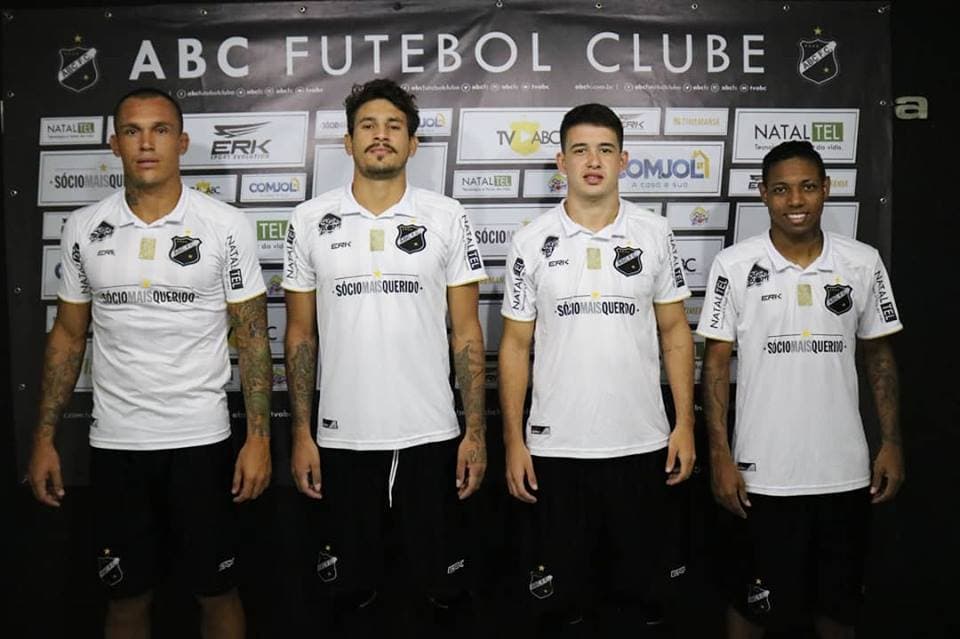 ABC: Primeiros reforços se apresentam e iniciam os treinamentos; veja ficha dos jogadores