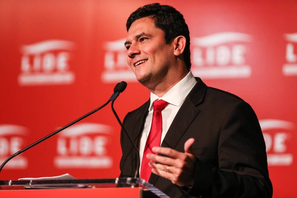 Moro é apresentado como ‘herói nacional' em evento nos EUA