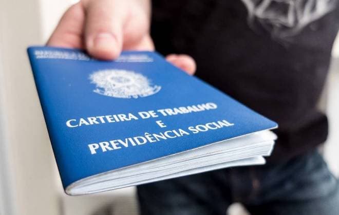 Apple, Facebook, Netflix, Google e outras gigantes têm vagas abertas para brasileiros