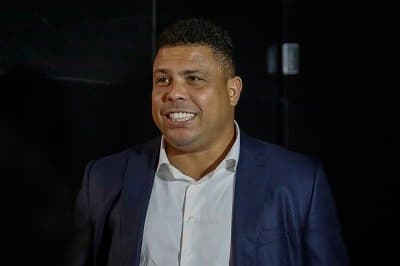 Ronaldo Fenômeno negocia compra de clube espanhol por 30 milhões de euros