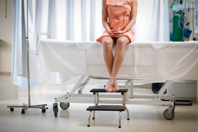 Pesquisa estuda relação entre profissionais da saúde e mulheres em processo de aborto no Rio Grande do Norte