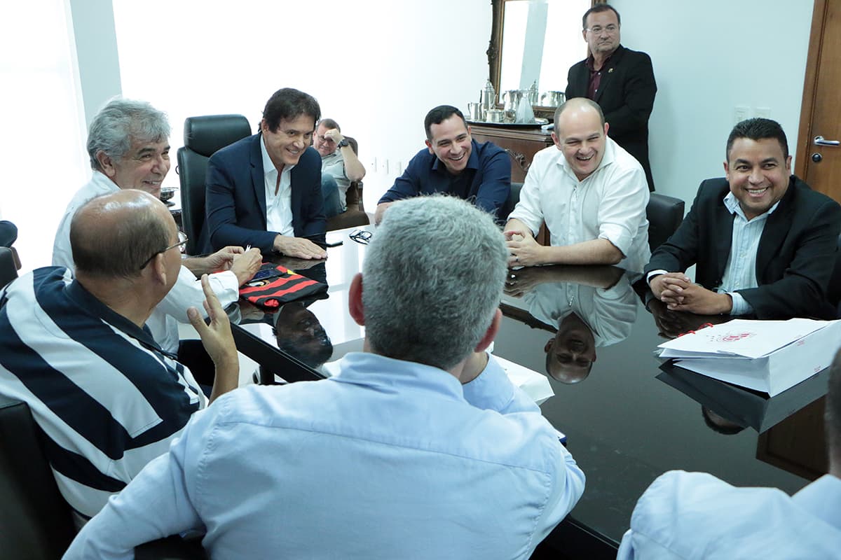 FOTOS: Governo do Estado firma parceria educativa com times de futebol do RN