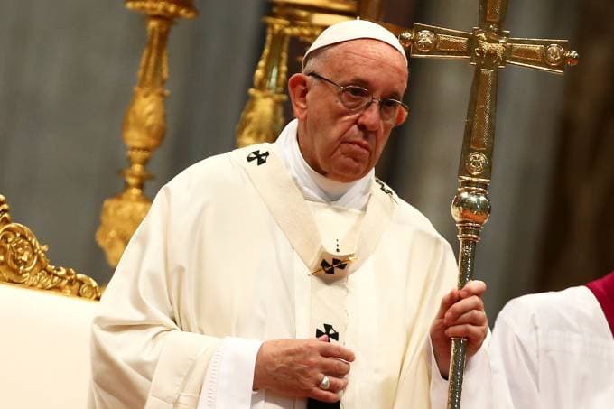 Vaticano nega que Papa tenha enviado terço a Lula