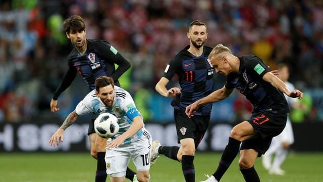 Com falha e humilhação, Argentina perde de 3 a 0 para Croácia