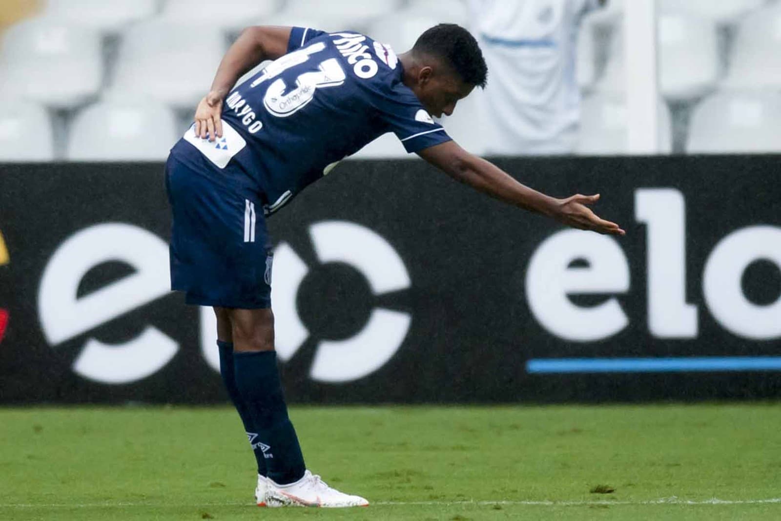 Rodrygo, do Santos, assina contrato com o Real Madrid até 2025, por 45 milhões de euros