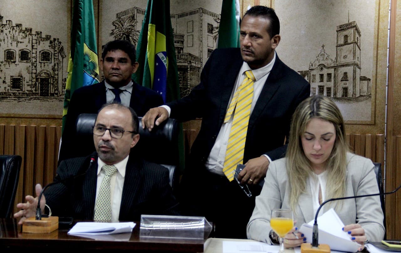 Projeto aprovado permite circulação de animais Pets nas praias de Natal
