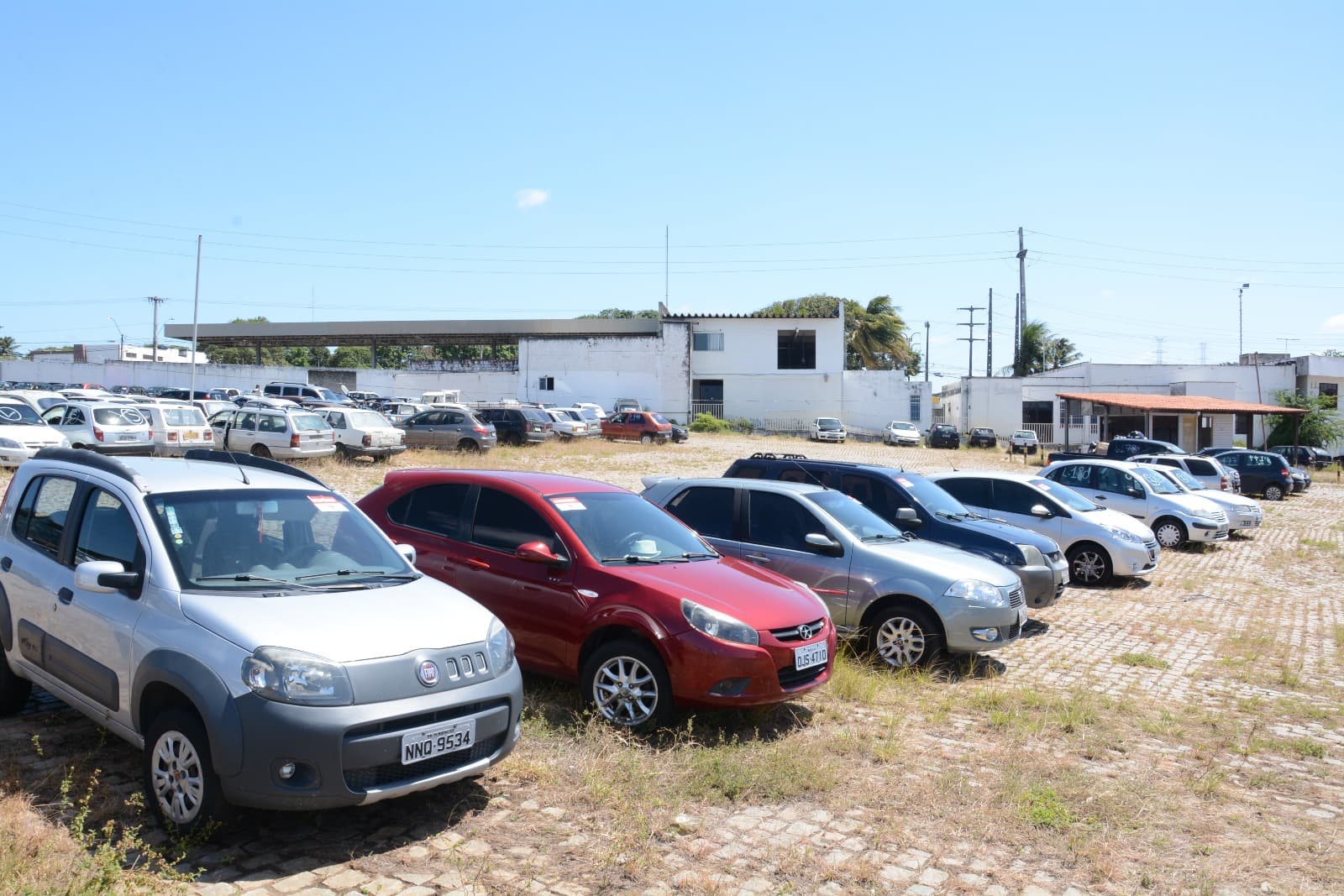 Detran realiza em Assú leilão com 262 lotes de veículos apreendidos