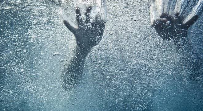 ALERTA MÁXIMO: Afogamento é maior causa de mortes acidentais de crianças no Brasil; saiba como evitar