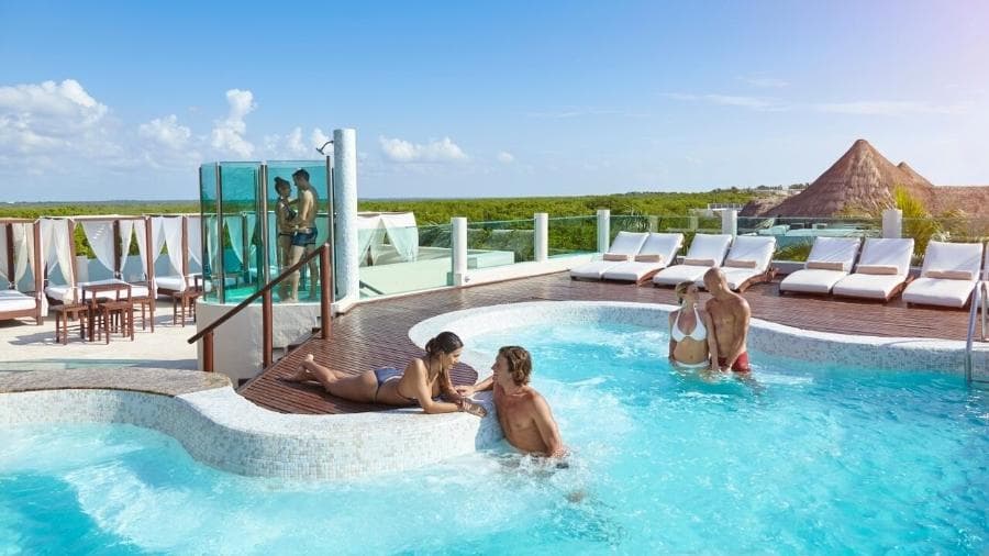 Swing, nudismo e sexo: como funcionam os resorts de troca de casais; reportagem também destaca RN em roteiro