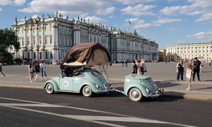 FOTOS: Fusca gaúcho trocado por iPhone vira centro das atenções na Copa
