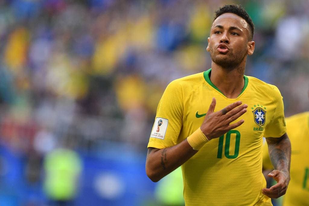 Neymar brilha, Brasil despacha o México e avança para as quartas