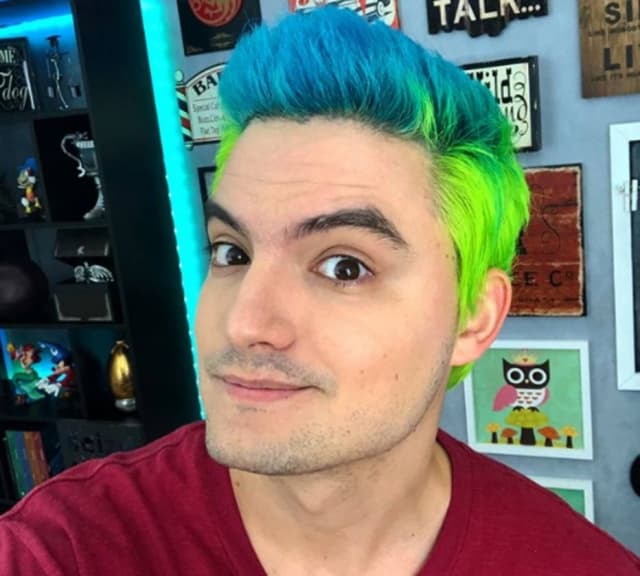 Vídeo íntimo de Felipe Neto vaza nas redes sociais e youtuber afirma que tomará medidas judiciais