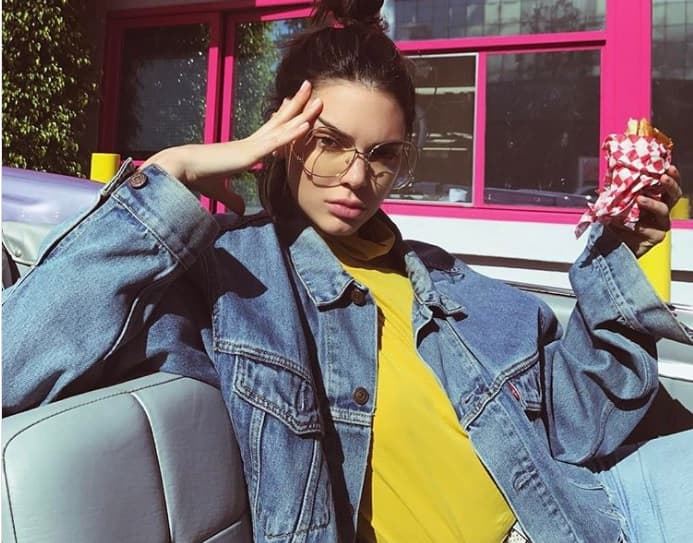 "Pose de enxaqueca" é a nova tendência para fotos no Instagram