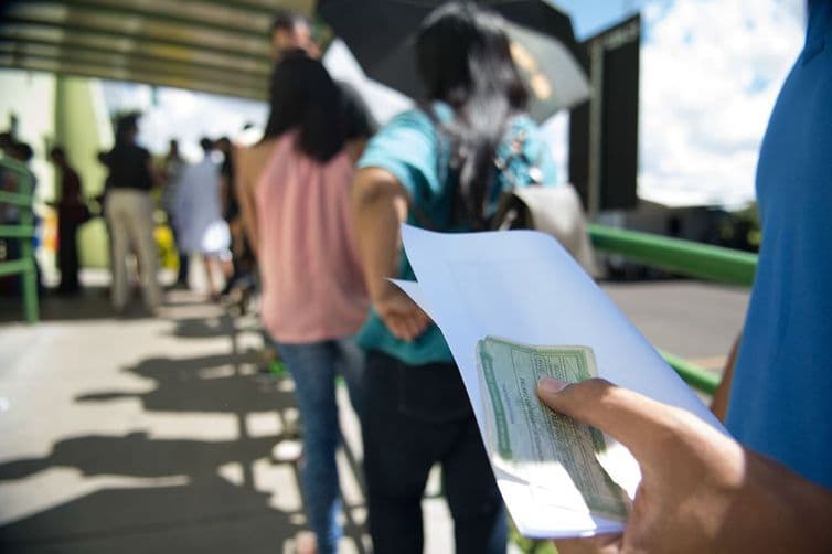 Em 308 cidades brasileiras, há mais eleitores do que habitantes; Severiano Melo (RN) em destaque