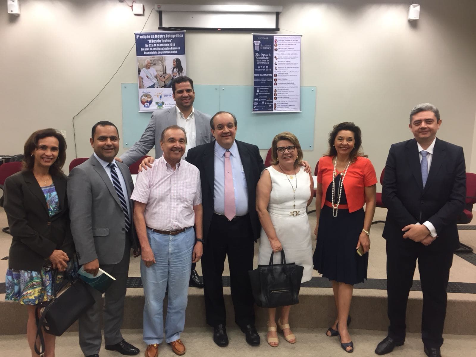 Em homenagem a Luís Benes, Erick Pereira lança livro sem autografar