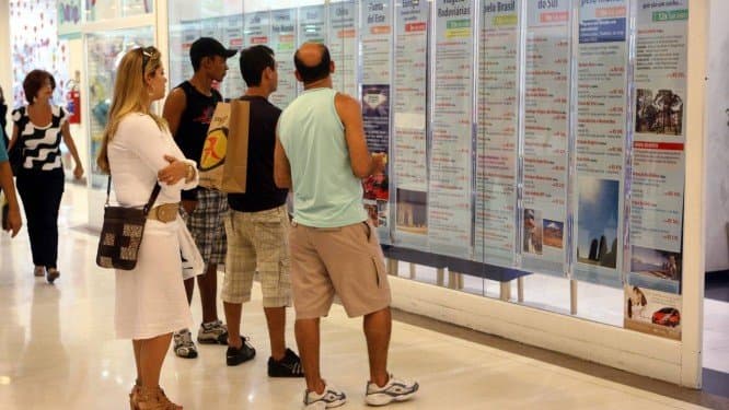 Justiça limita a 20% valor de multa por desistência de pacotes de viagens