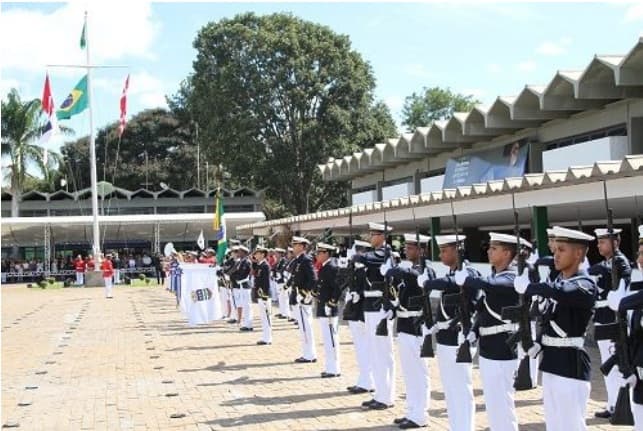 Marinha com 504 vagas abertas para prestação do Serviço Militar Voluntário, níveis fundamental e médio; oportunidades no RN