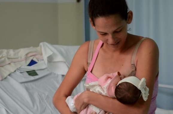 Maternidade Araken Pinto inicia cadastro de doulas em Natal; entenda função