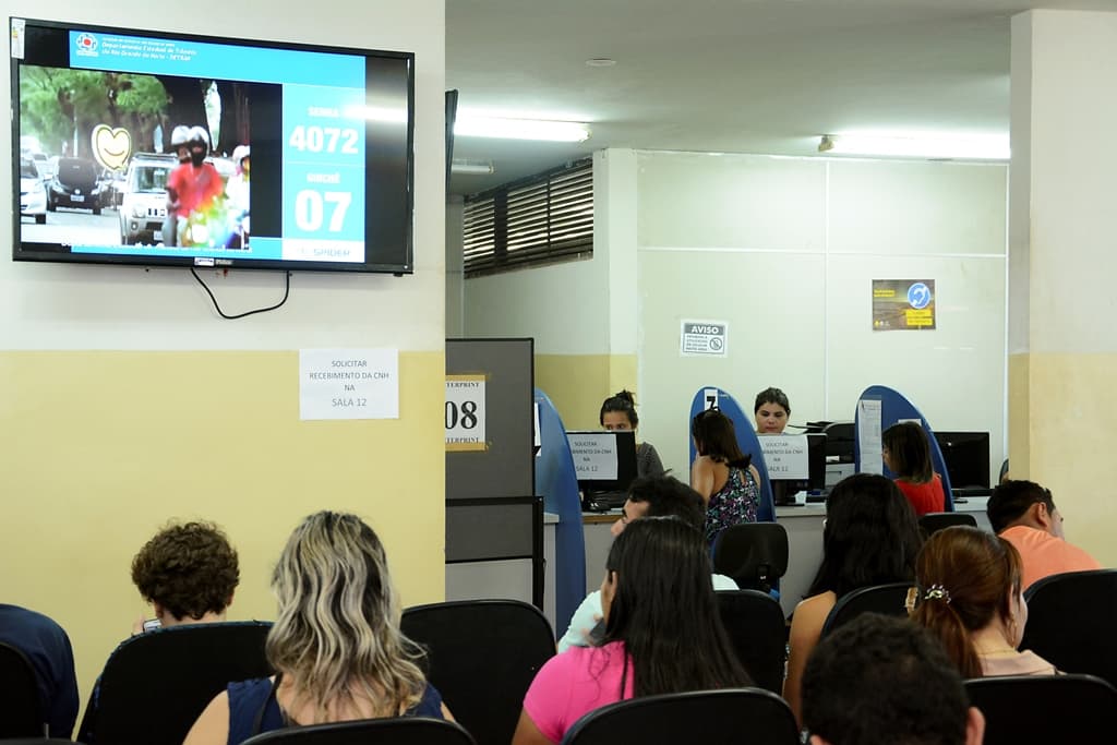 Detran-RN deixa de emitir carnê impresso com boletos de licenciamento, IPVA e DPVAT 2019