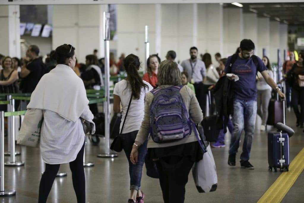 Infraero espera mais de 1 milhão de passageiros no feriado