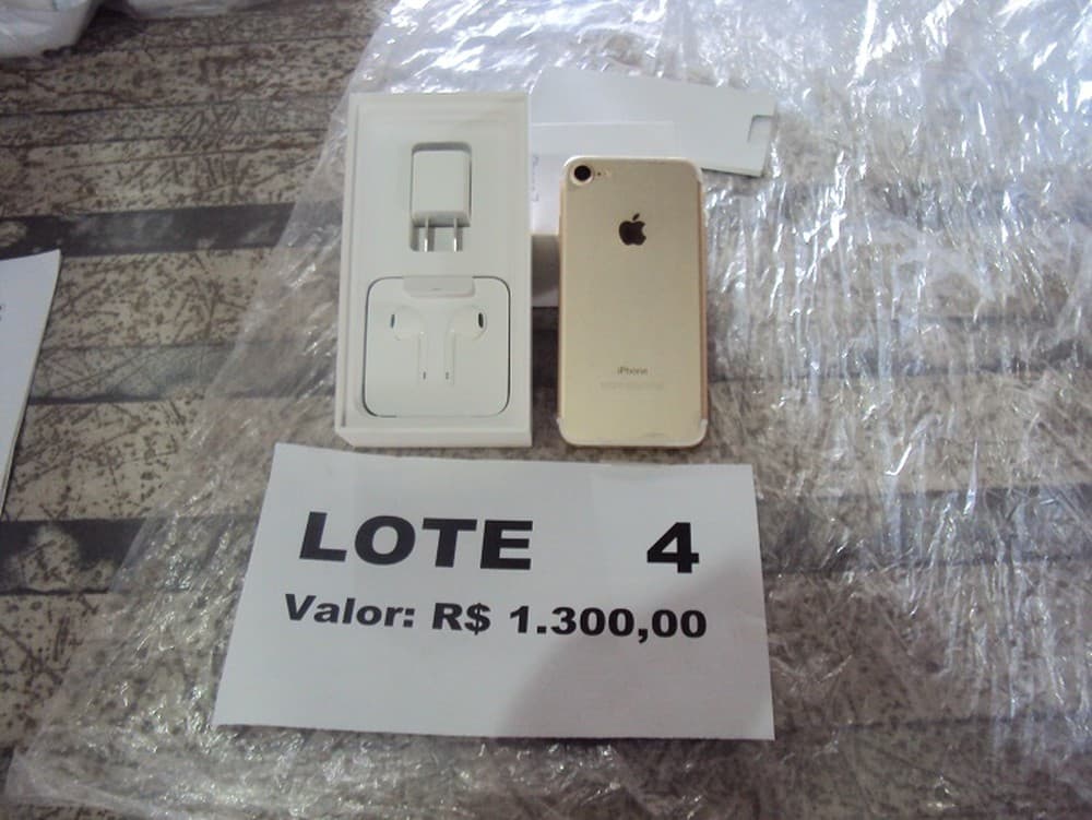 iPhone por R$ 900: Receita Federal leiloa smarts a preço baixo