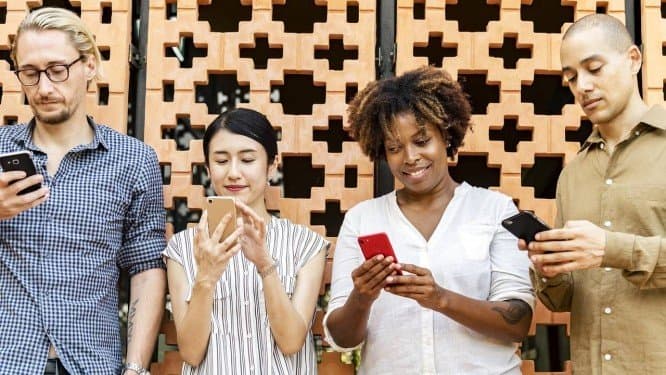 Uso excessivo do Instagram pode prejudicar à saúde mental