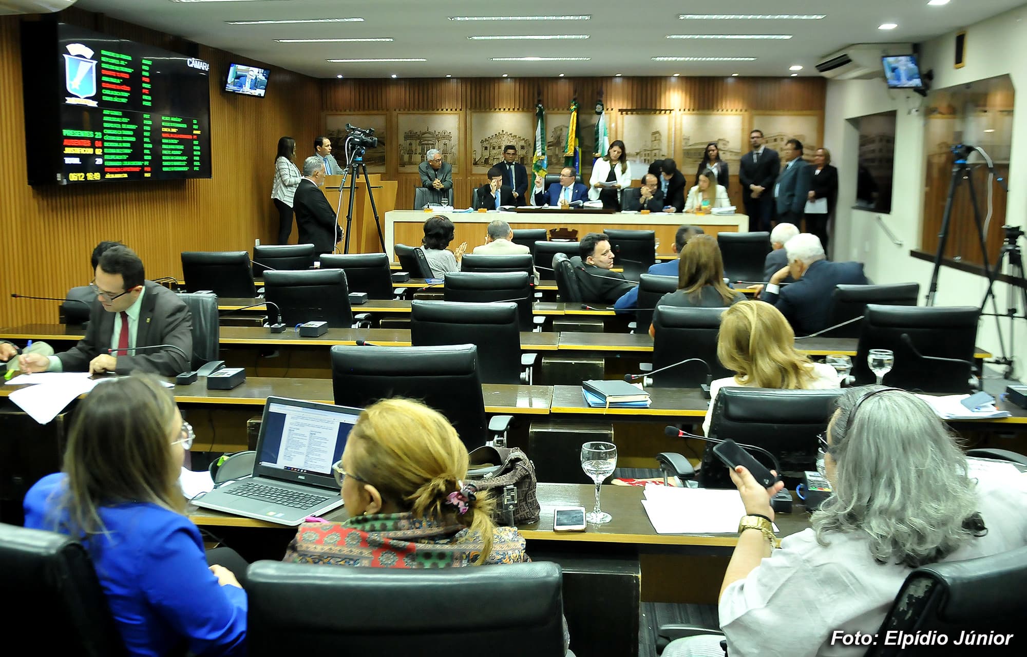 Câmara de Natal derruba um veto da Prefeitura e mantém outro