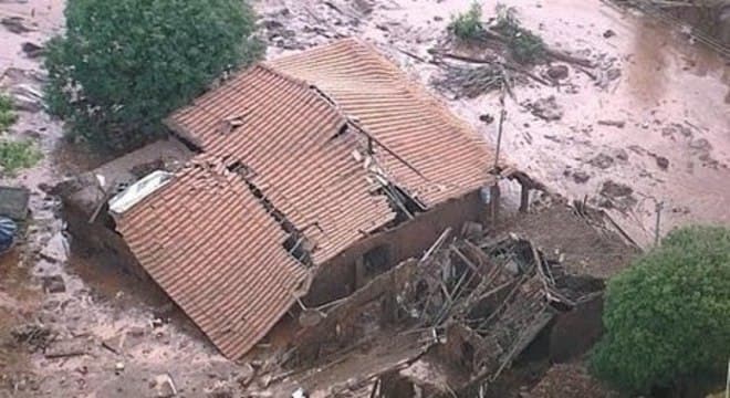 BRUMADINHO: Minas Gerais tem a segunda tragédia ambiental em três anos; em 2015, rompimento da barragem em Mariana matou 19 pessoas