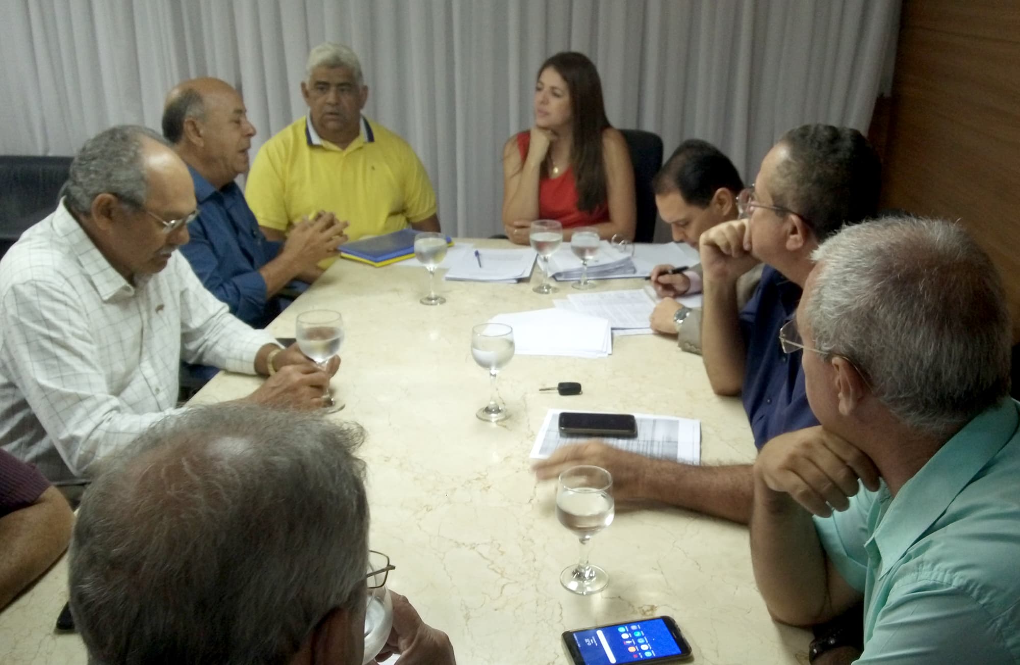 Taxistas em Natal pedem à Câmara Municipal regras para os transportes via aplicativos