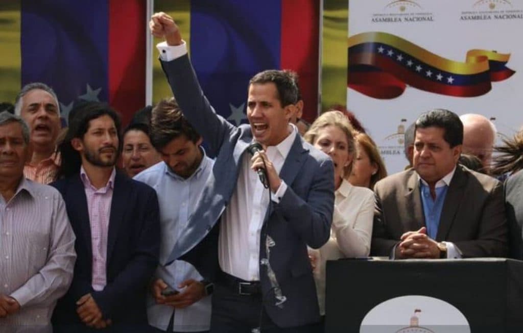 ‘Estão afogados em contradições', diz Guaidó sobre silêncio de Maduro