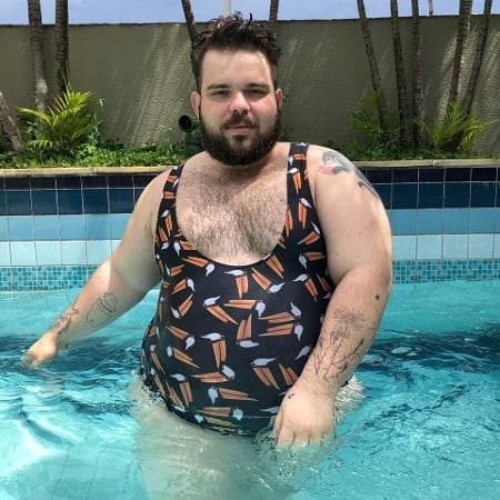 Homens de maiô: por que eles estão usando essa tradicional peça feminina?