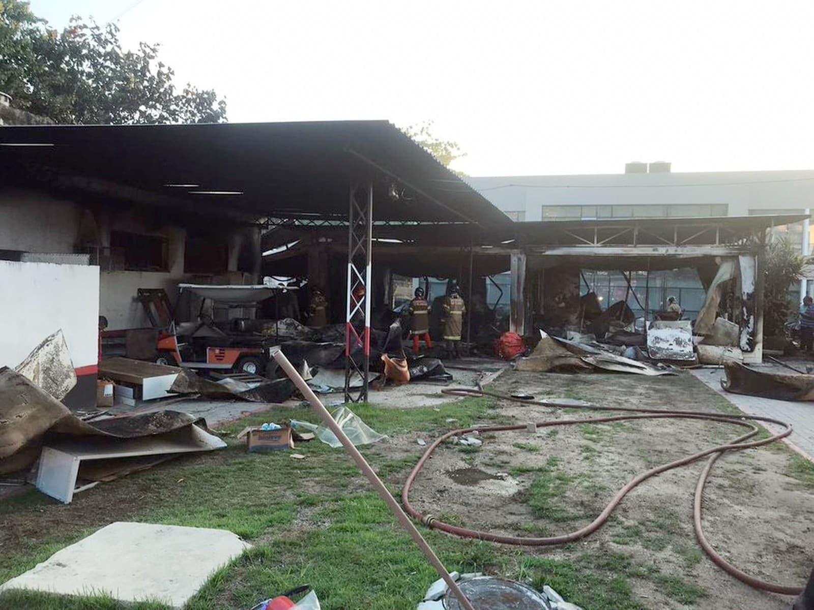 FOTOS: Incêndio deixa 10 mortos no CT do Flamengo no Rio; atletas da categoria de base entre vítimas