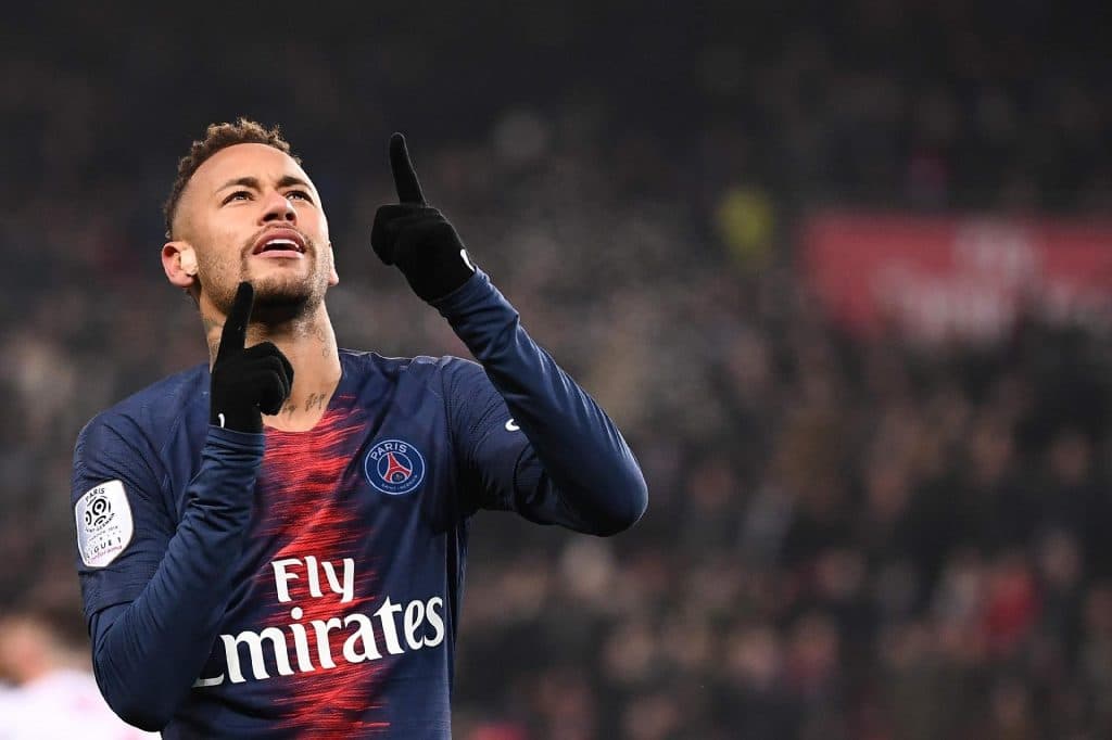 Com plano de marketing e mudança de postura, Neymar recupera imagem e patrocínios