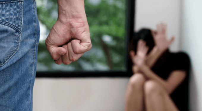 Câmara aprova projeto que facilita divórcio a vítima de violência doméstica