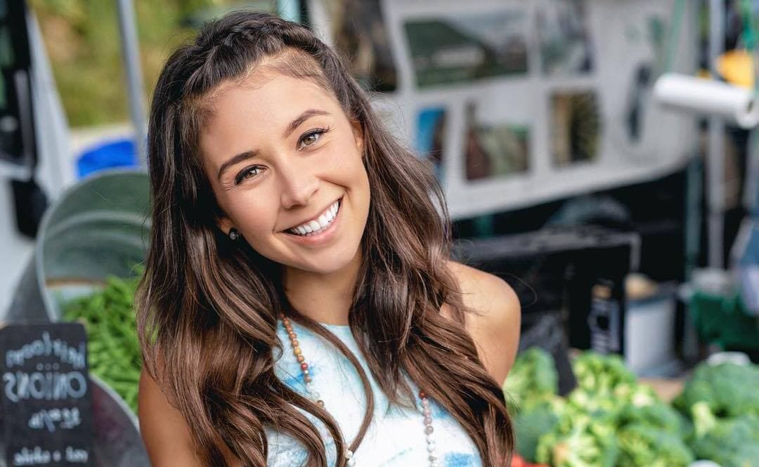 VÍDEO: Youtuber vegana é filmada comendo peixe e é criticada por seguidores