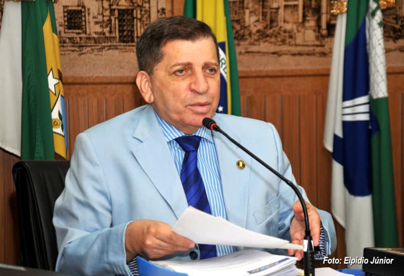 Quadro clínico de Luiz Almir melhora; vereador está internado há cinco dias
