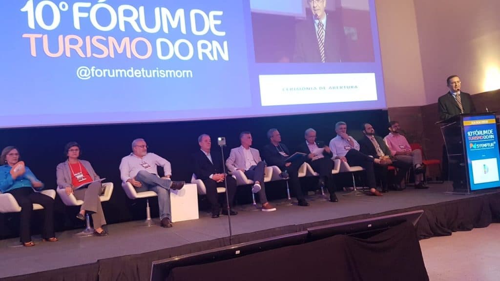 Senadora Zenaide presente na abertura do Fórum de Turismo e Femptur