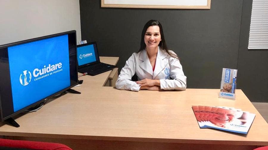 Natalense cria rede de cuidadores de idosos que fatura R$ 1,1 milhão por mês, destaca UOL