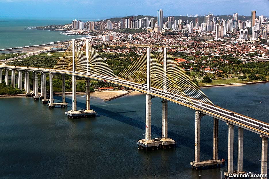 É preciso "estancar", para "ontem", os traumáticos casos de suicídio na Ponte Newton Navarro; guarita e monitoramento 24 horas, eis uma humilde e óbvia sugestão