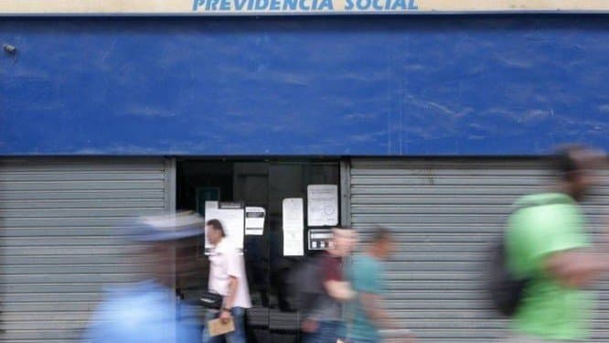 Mais de 850 mil benefícios do INSS podem estar sendo pagos a pessoas que já morreram