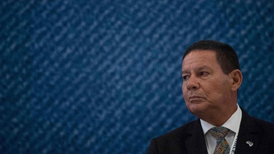 Ditadura matou "poucas pessoas", diz Mourão