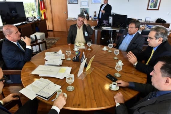 Prefeito Álvaro Dias solicita a ministro Onyx Lorenzoni apoio preventivo por conta das chuvas em Natal