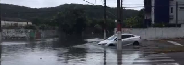 MUITA CHUVA - (SALDO DO DIA): Lagoas de captação transbordam e ruas ficam alagadas em Natal e Nova Parnamirim