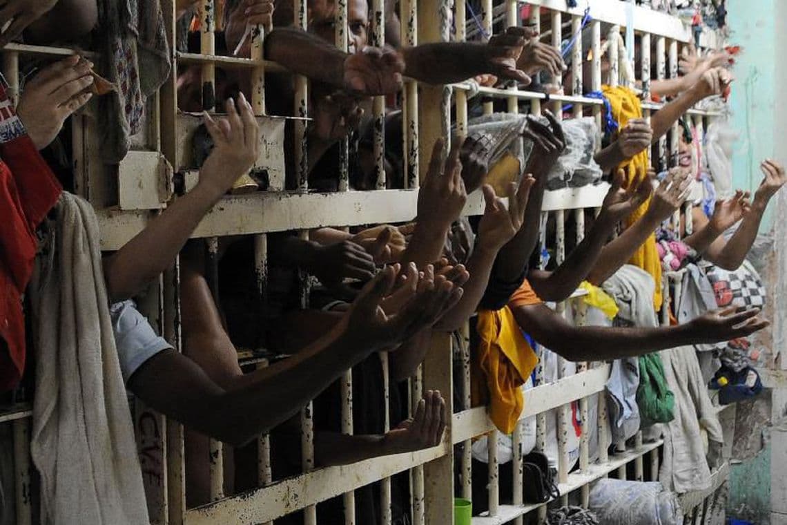 Projeto sobre pagamento de despesas por detento é enviado ao Senado