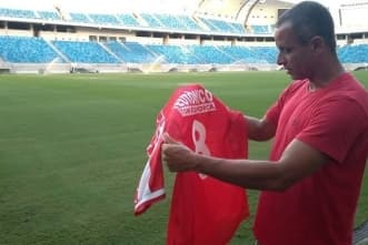 Ex-jogador que fez história no futebol potiguar precisa de ajuda devido a problema de saúde do filho