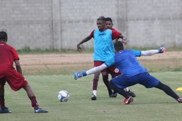 Mesmo com reforços, Moacir Júnior prepara América com time base para estreia na Série D neste sábado na PB