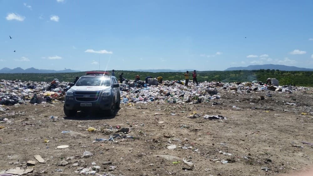 Recém-nascida é encontrada morta em lixão no interior do RN