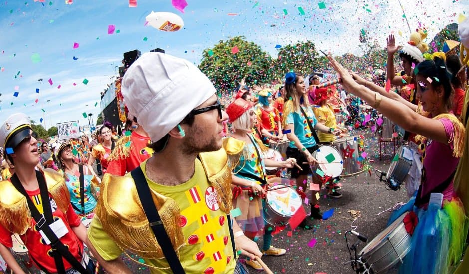 INDIGNAÇÃO: Prefeitura paga atrações nacionais do São João, mas dá calote em 350 músicos locais que tocaram no Carnaval de Natal