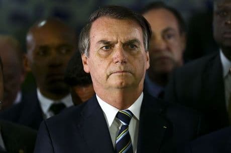 Bolsonaro sanciona lei de internação involuntária de dependente químico