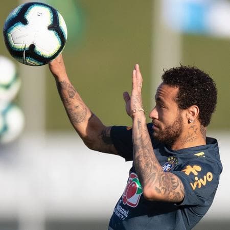 Laudo relata hematomas e estresse pós-trauma de mulher que acusa Neymar